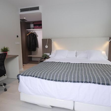 Hotel Ciudadela Pamplona Ngoại thất bức ảnh