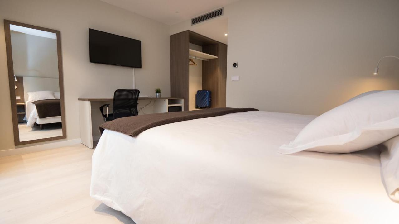 Hotel Ciudadela Pamplona Ngoại thất bức ảnh