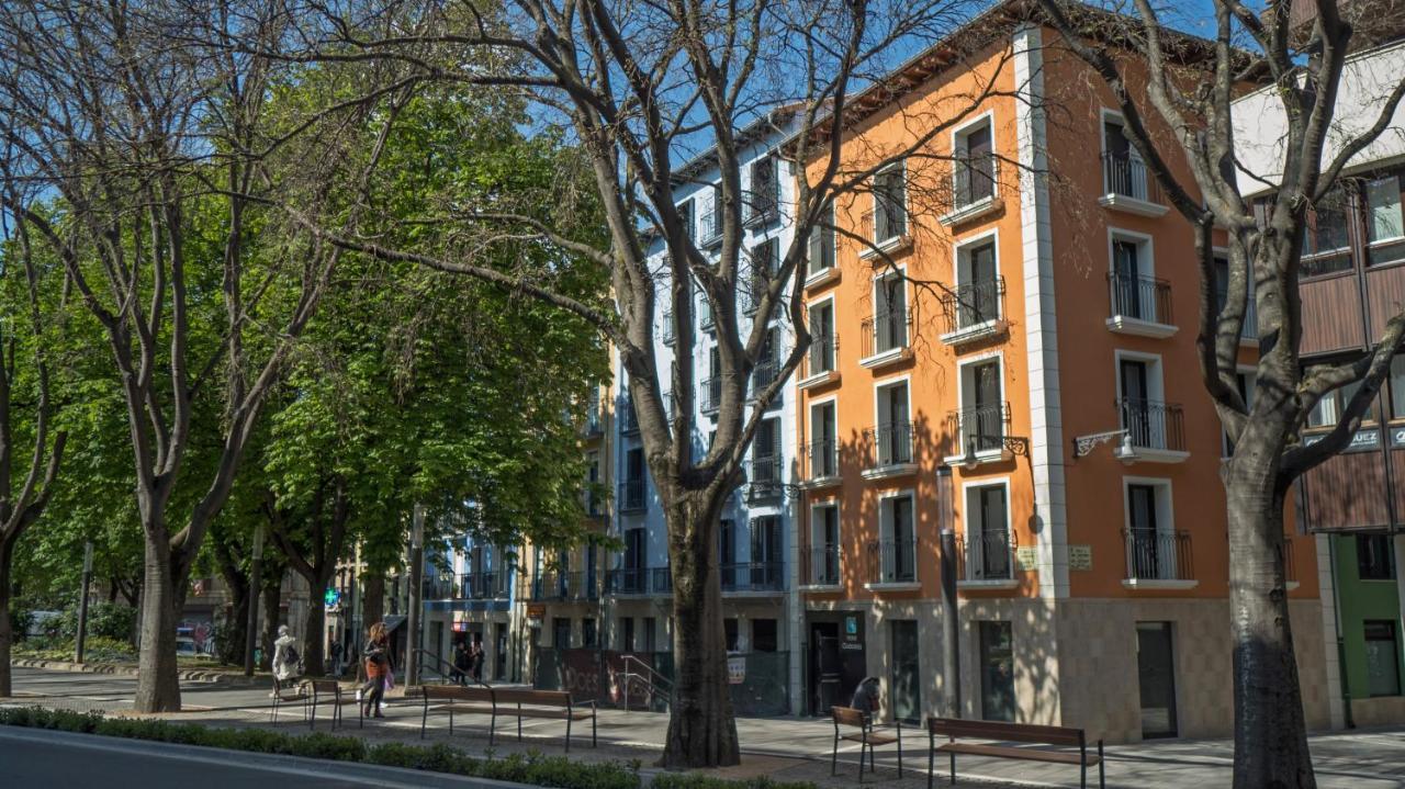 Hotel Ciudadela Pamplona Ngoại thất bức ảnh